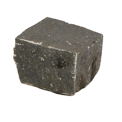 Granit Chaussesten Flækker håndhugget granit Sortgrå  Kina 9x9x4/6 cm G685 m2